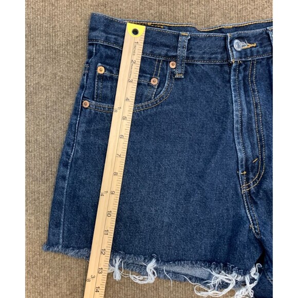 Levis 569 Shorts Womens 18 High Rise Relaxed Cut-Off Beach Pool Y2K Dark Denim - Picture 3 of 9